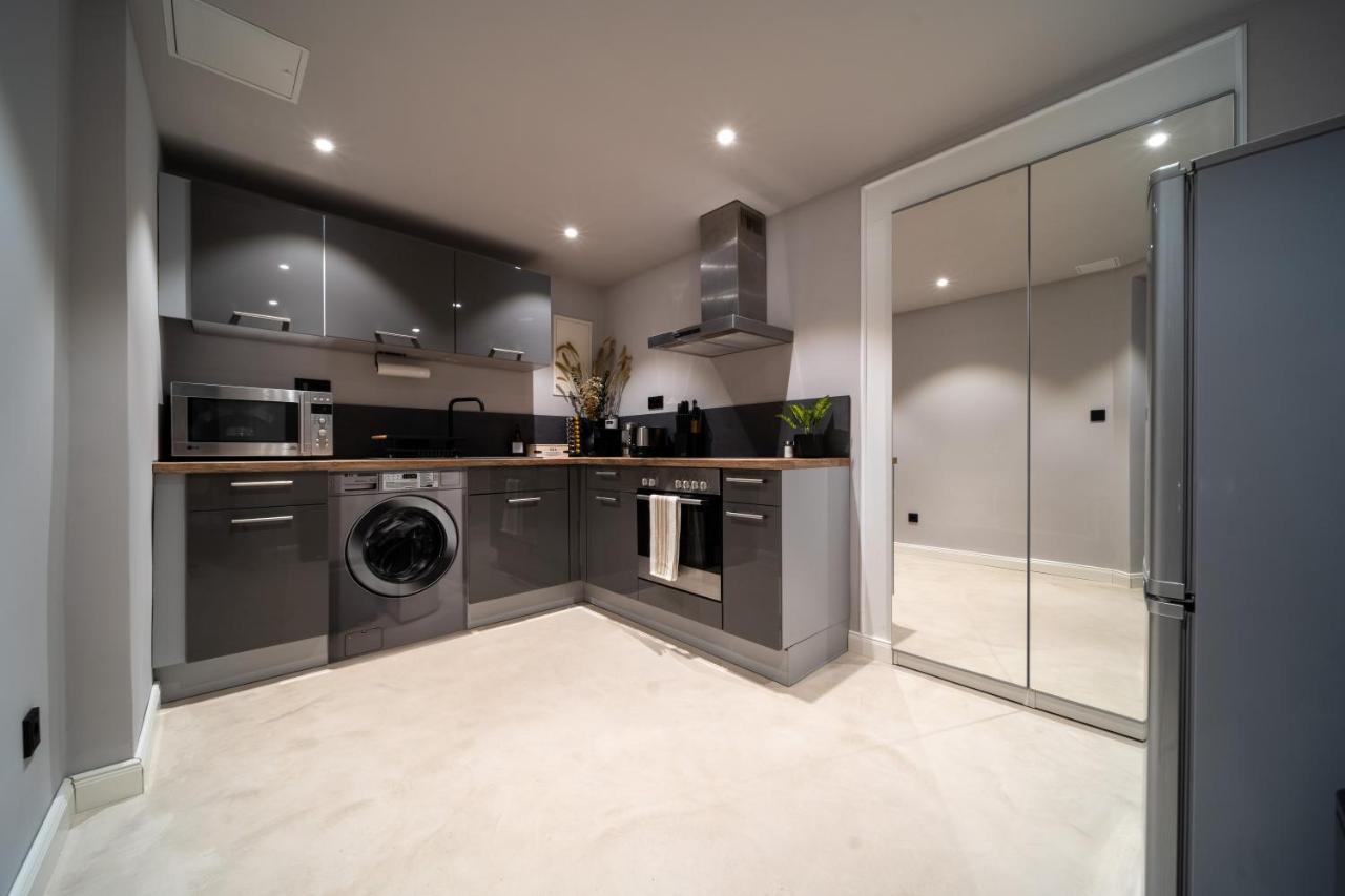 La Bodega - Designer Apartment An Der Alster Хамбург Екстериор снимка